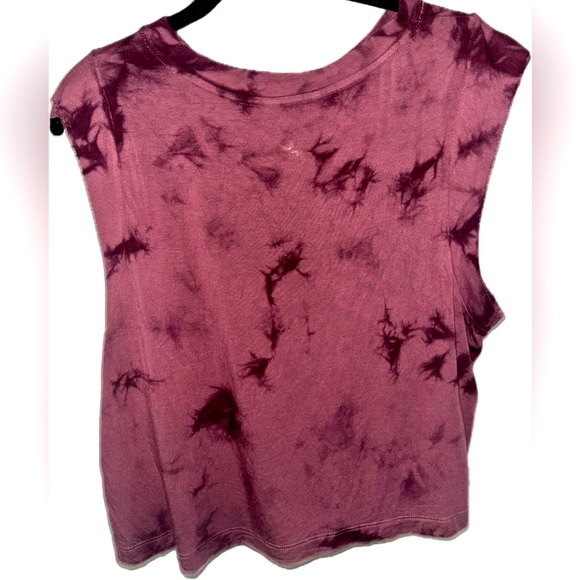 JoyLab Tie Dye Burgundy Red Muscle Tee - Picture 2 of 3